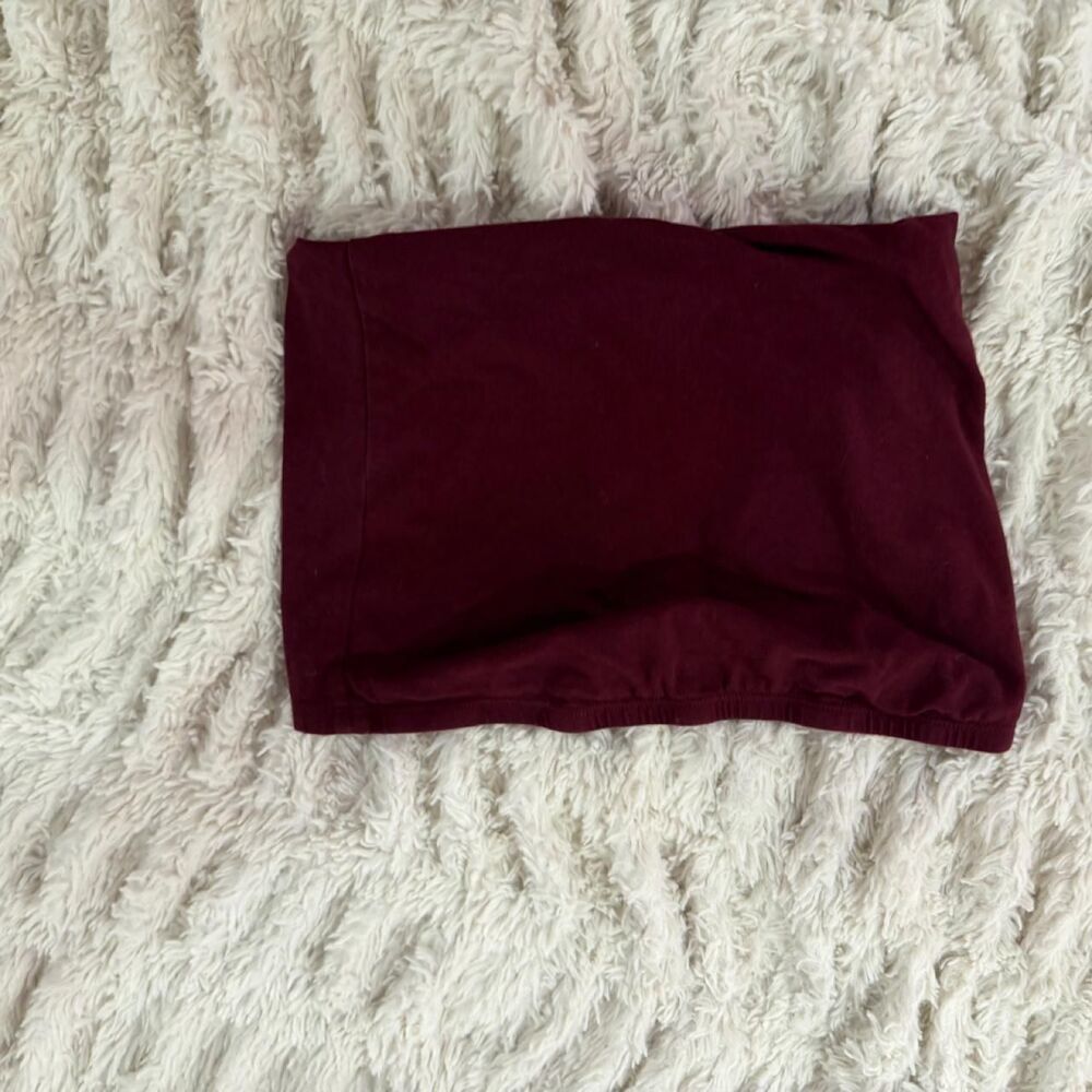 Amazon-essentials Women's Burgundy and Red Crop-top